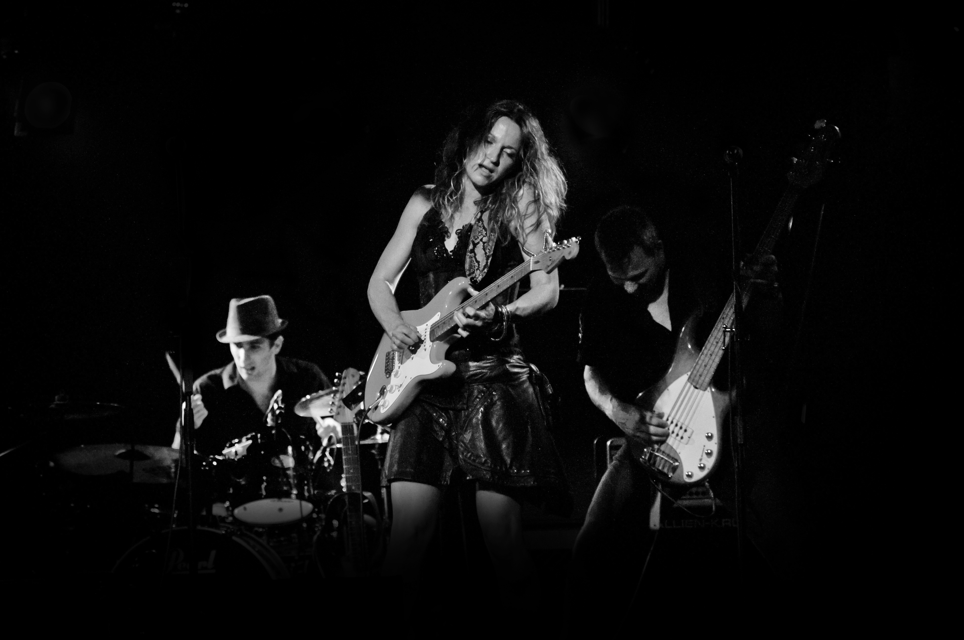 Ana Popovic The Official Site Home
